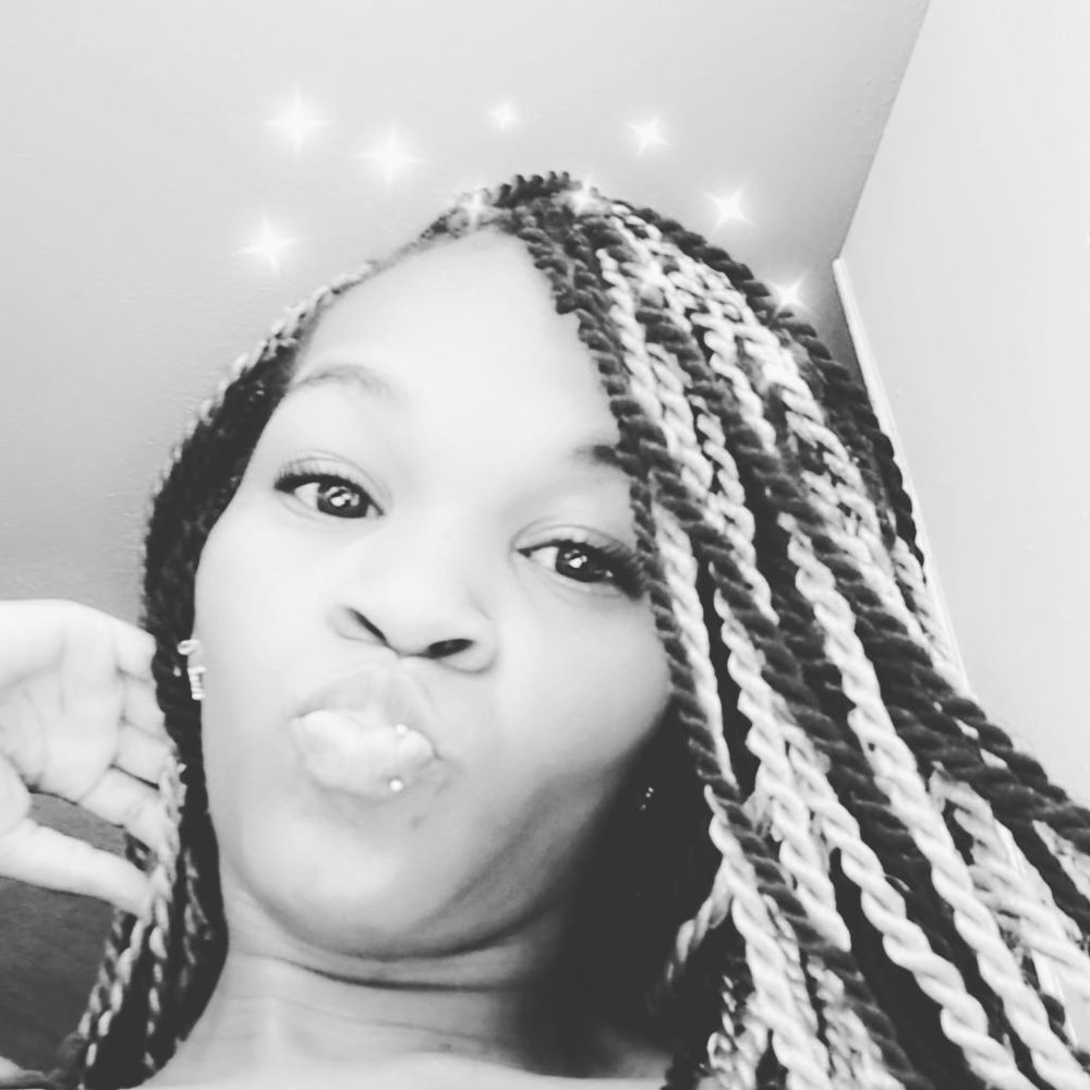 Meet your Posher, Steph